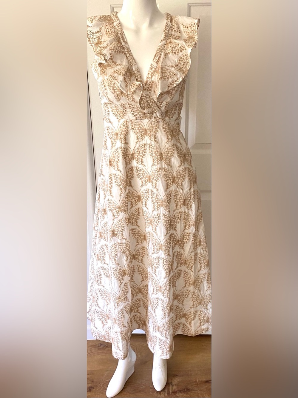 NWT  Milly Cream with Butterfly embroidered- lace midi gorgeous dress.Vacation.